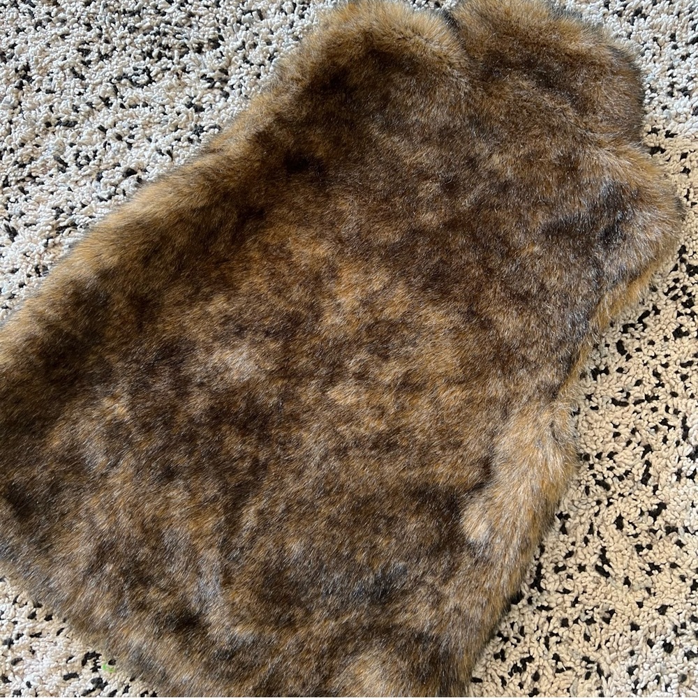 Newport News Faux Fur Vest Brown Tan Full Zip Women’s Size Large - Picture 11 of 12